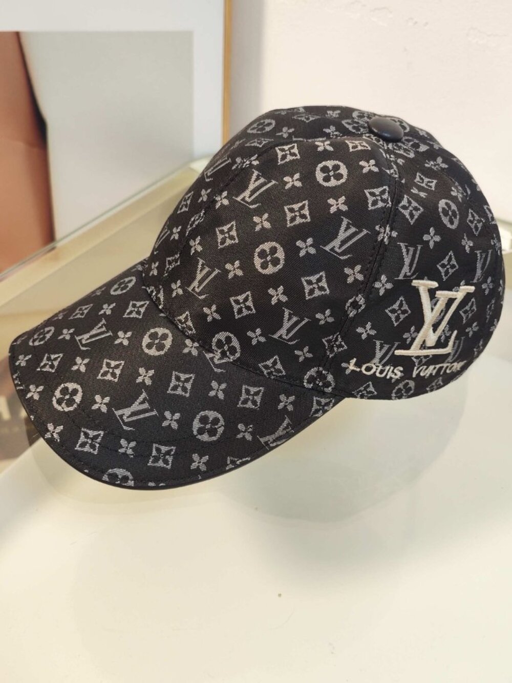 Louis Vuitton Cap